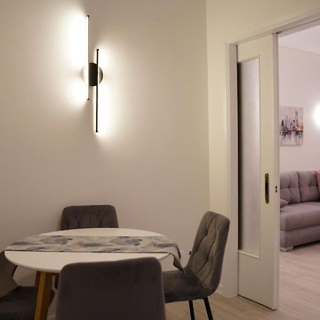 Bright & Cozy Apartment, アテネ エクステリア 写真