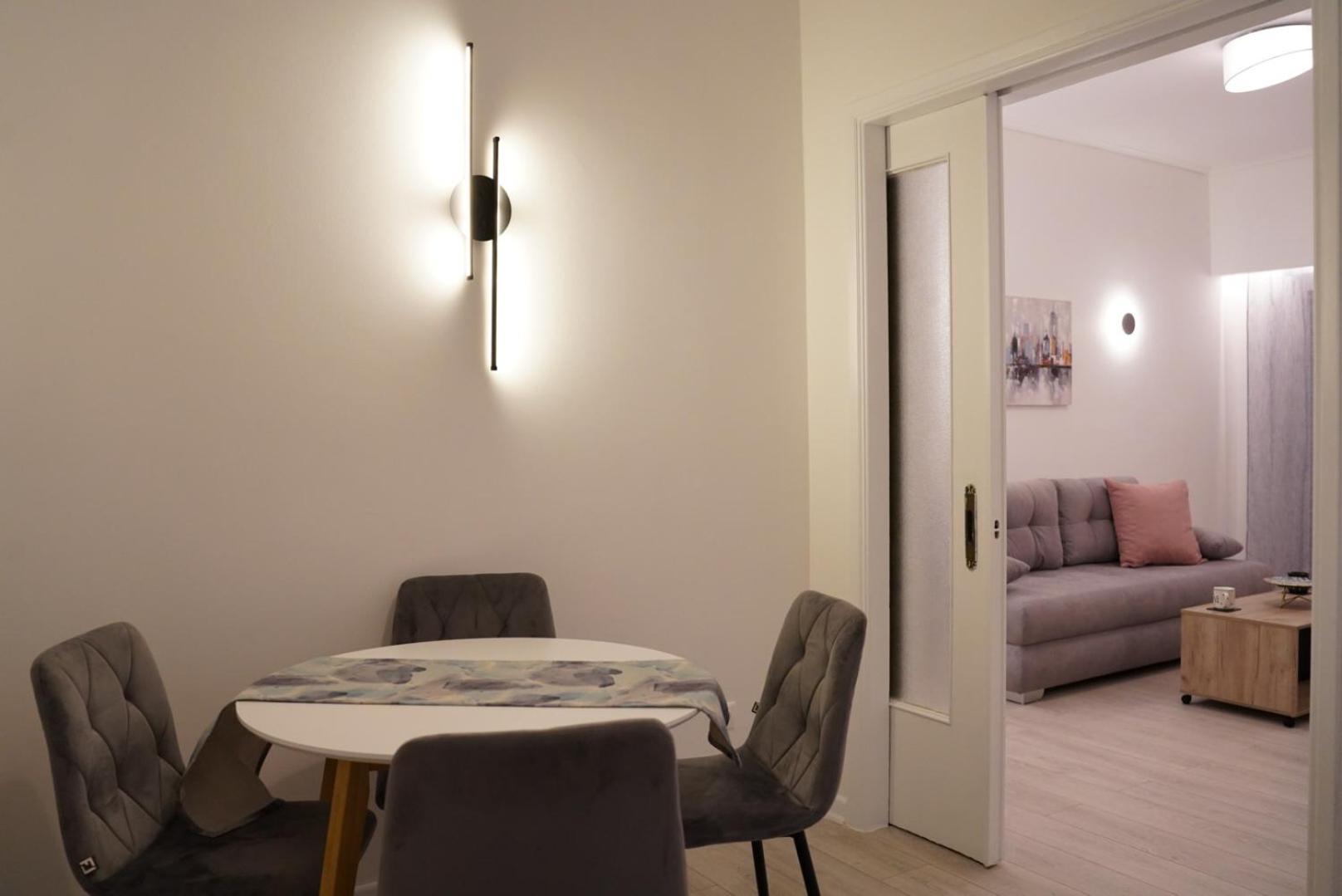 Bright & Cozy Apartment, アテネ エクステリア 写真