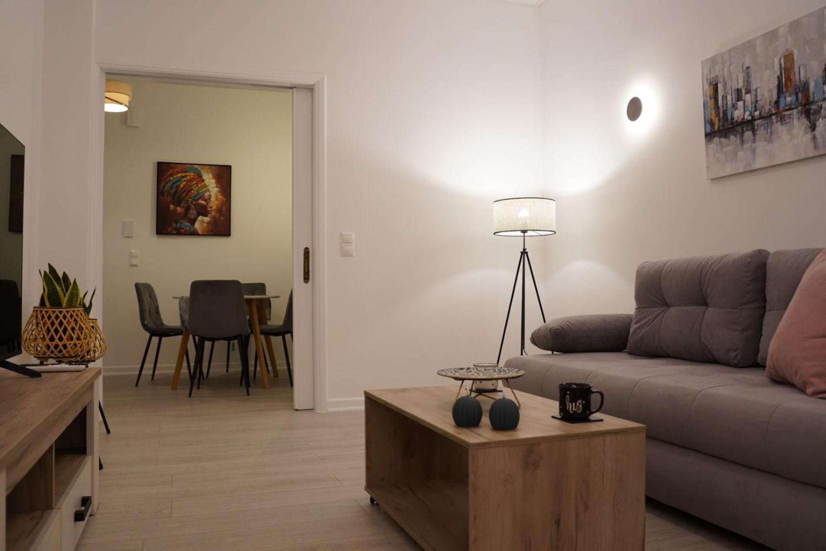 Bright & Cozy Apartment, アテネ エクステリア 写真